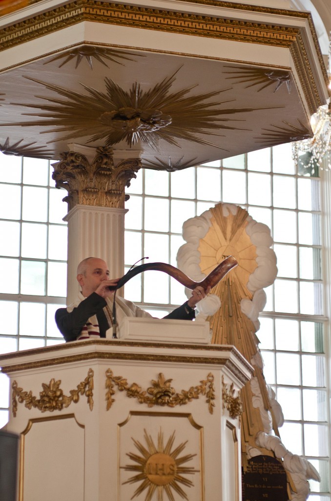 RH Shofar Robb